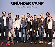 Erfolgreicher Auftakt des Gründer-Camp in Frankfurt. Acht Praxisgründer berichteten über ihren eignen Gründungsweg mit allen Höhen und tiefen.